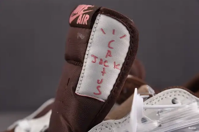 Bmlin SP Low OG DZ4137-206 1 x AJ Travis Scott 0516